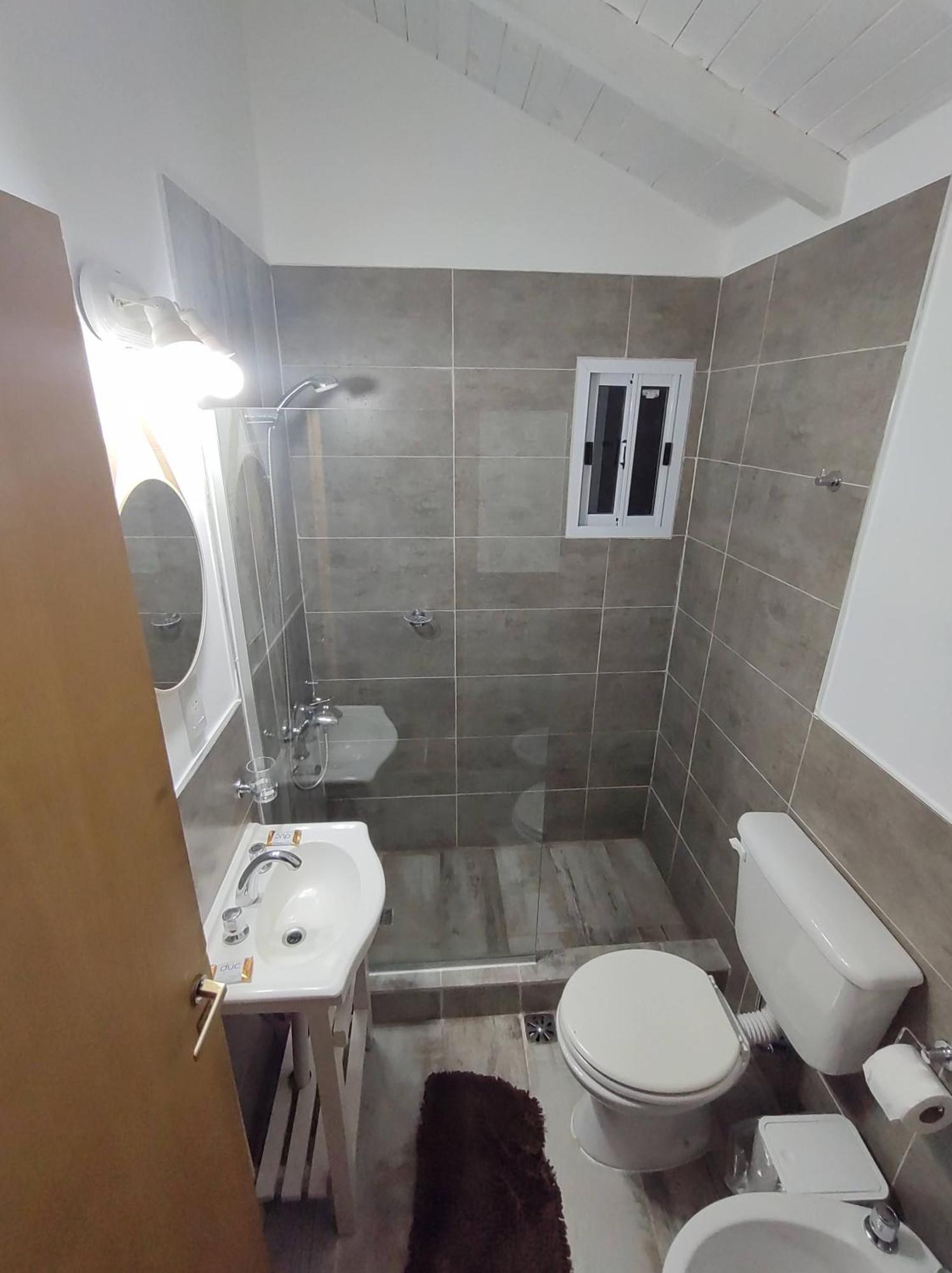 Departamentos Temporarios Cabanas Ushuaia Appartement Buitenkant foto